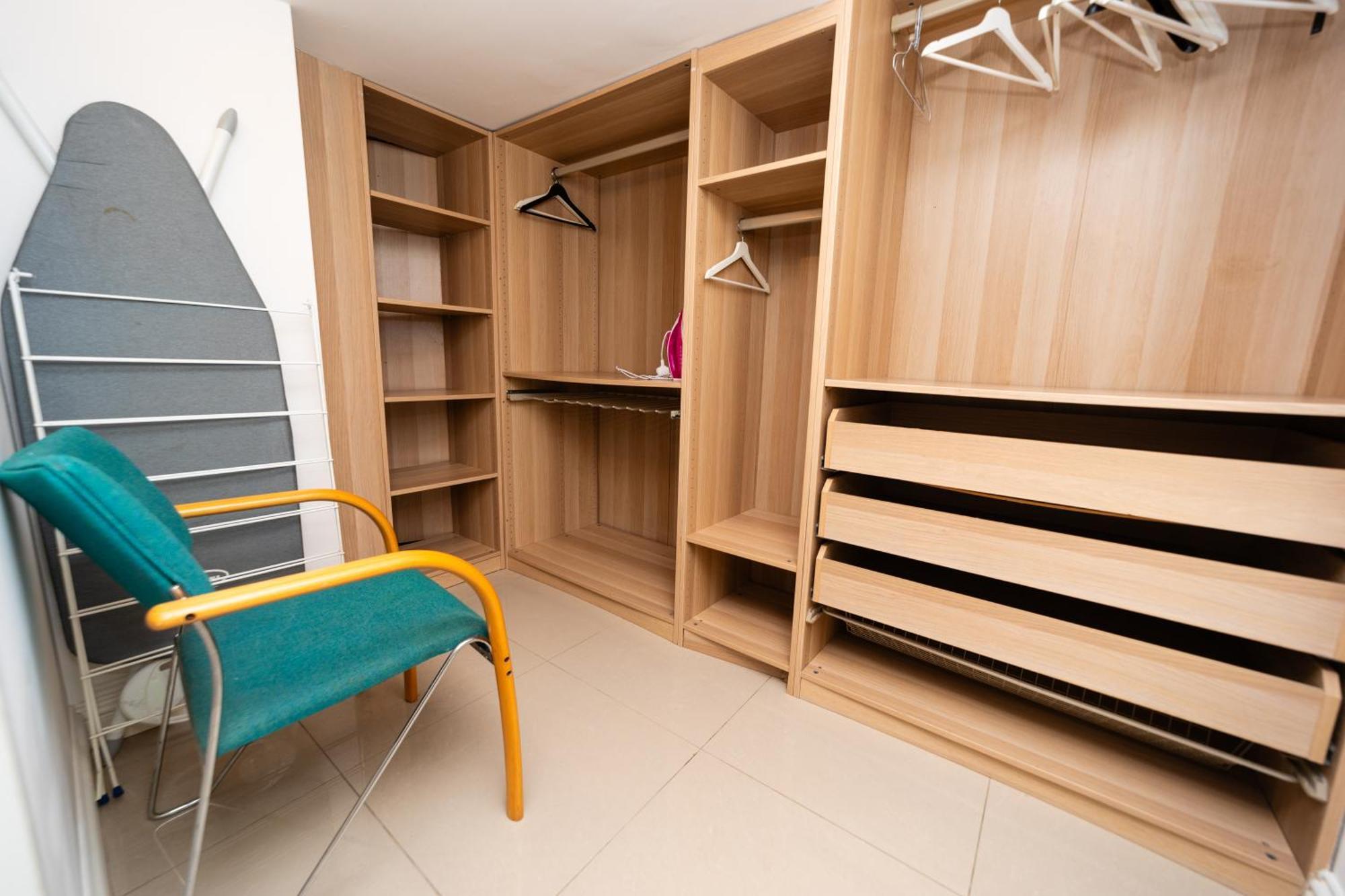 Spacious Flat With Patio & Parking In City Centre Рединг Екстериор снимка